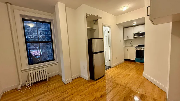 Rented by HOLTON REAL ESTATE INC. | media 7