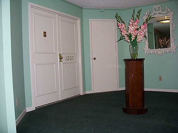 3rd image of 2611 Bayshore Blvd APT 1207