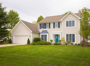 746 Firestone Dr, Avon Lake, OH 44012