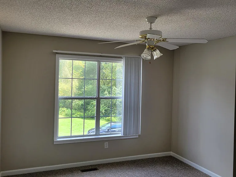 468 Sandy Oak Dr — Photo 12