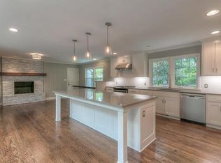 8435 Sagamore Rd, Leawood, KS 66206