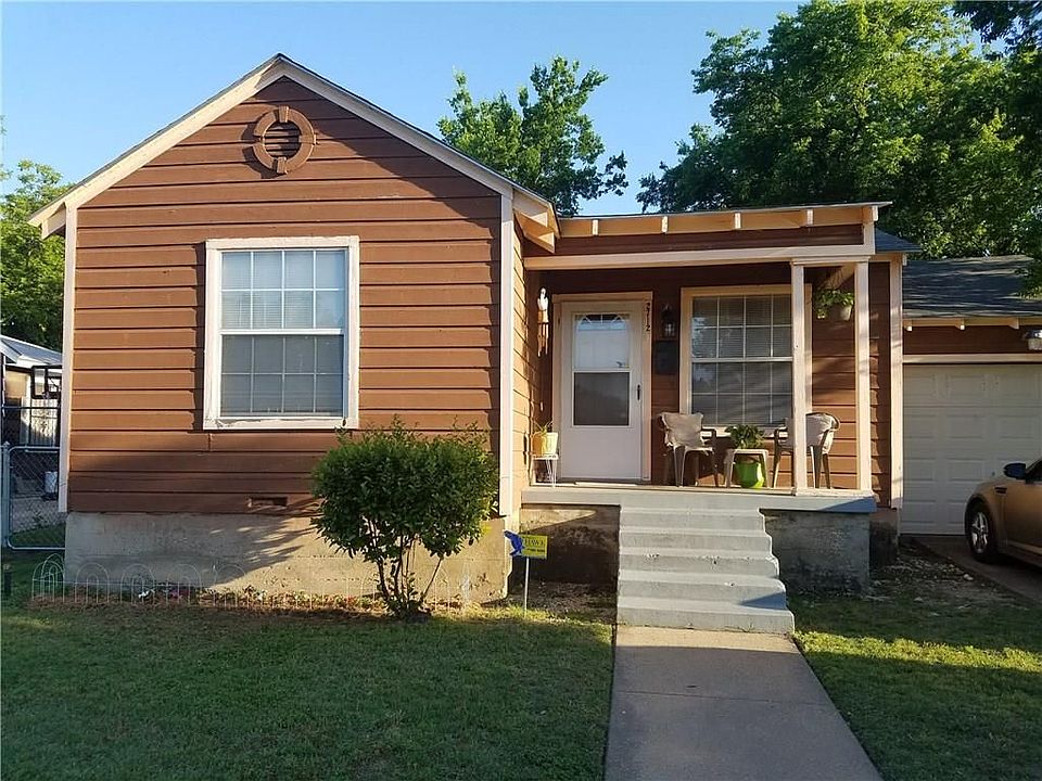 1st image of 2712 Thannisch Ave