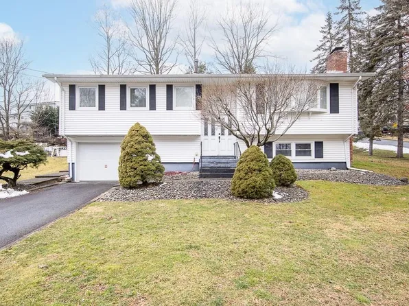 15 Adams Drive, Stony Point, NY 10980