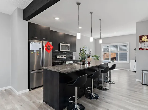 15927 13th Ave SW, Edmonton, AB T6W 3N6