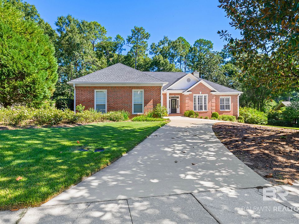 1st image of 105 Ashton Ct