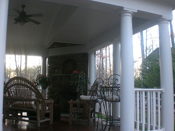 Outside porch w/fp