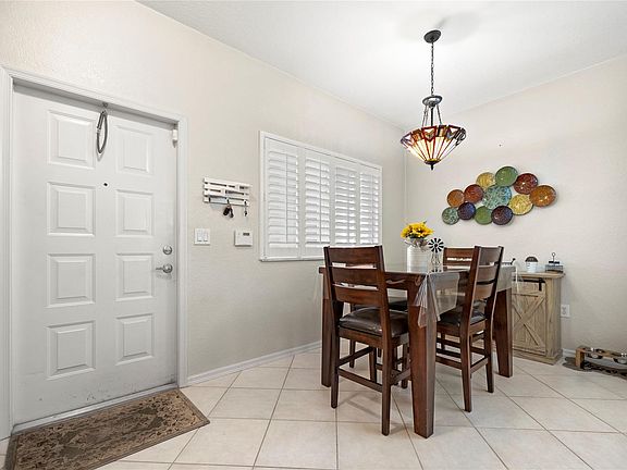 5th image of 7775 Yardley Drive #315