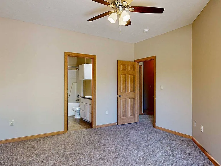 Stone Creek Villas — Photo 165