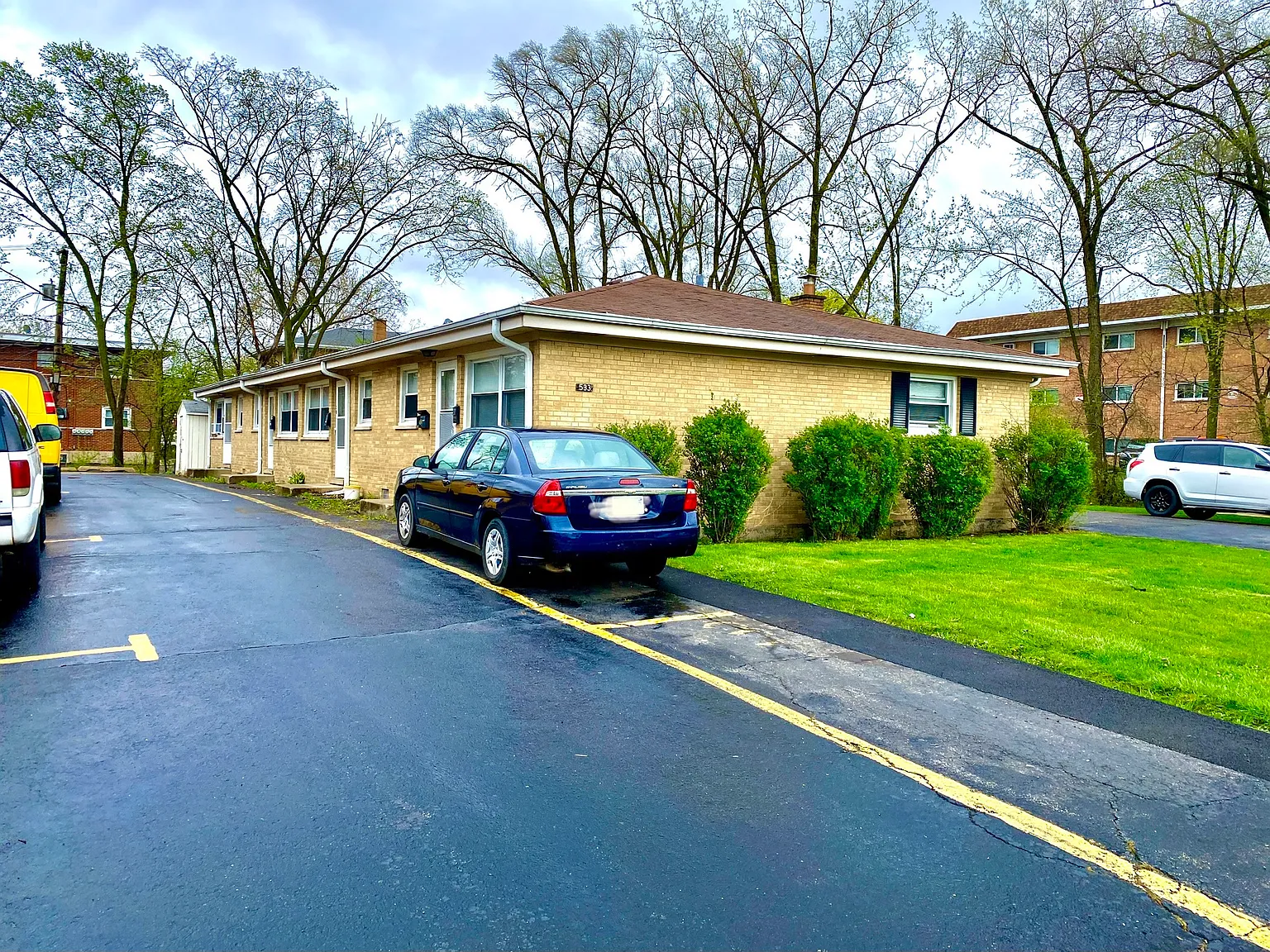 1 bed, 700 sqft, $1,300 — Photo 1