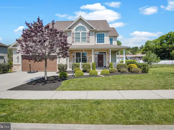5992 Camden Dr, Harrisburg, PA 17112