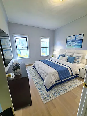 Bedroom, photo 1