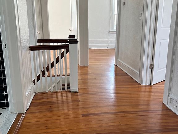 5th image of 267 Main St Floor 2
