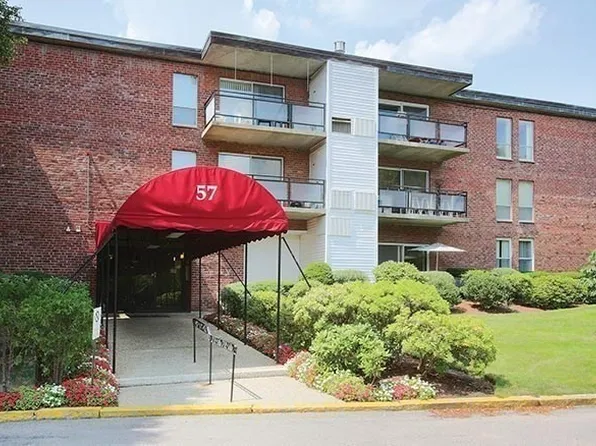 57 Broadlawn Park #14B, West Roxbury, MA 02132
