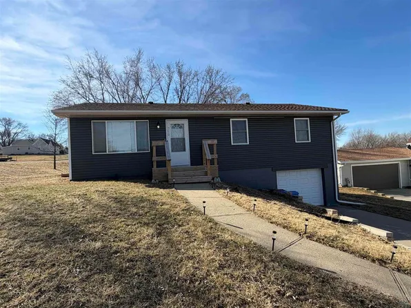 750 Main St, Akron, IA 51001