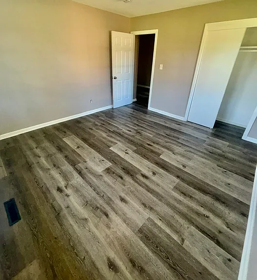 1205 Thomwal St — Photo 23