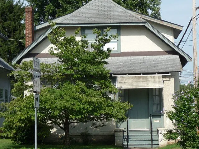 812 5th St photo 1