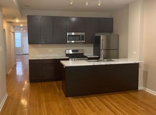 8225 S Prairie Ave, Chicago, IL