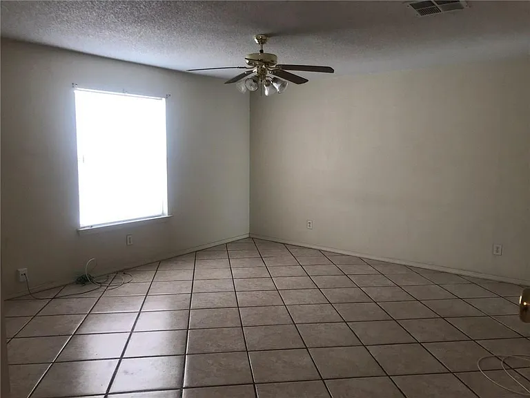 12489 Tierra Bella Dr — Photo 18