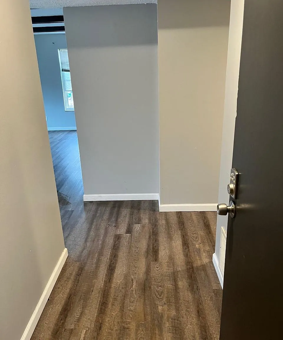 10080 Squire Meadows Dr — Photo 1