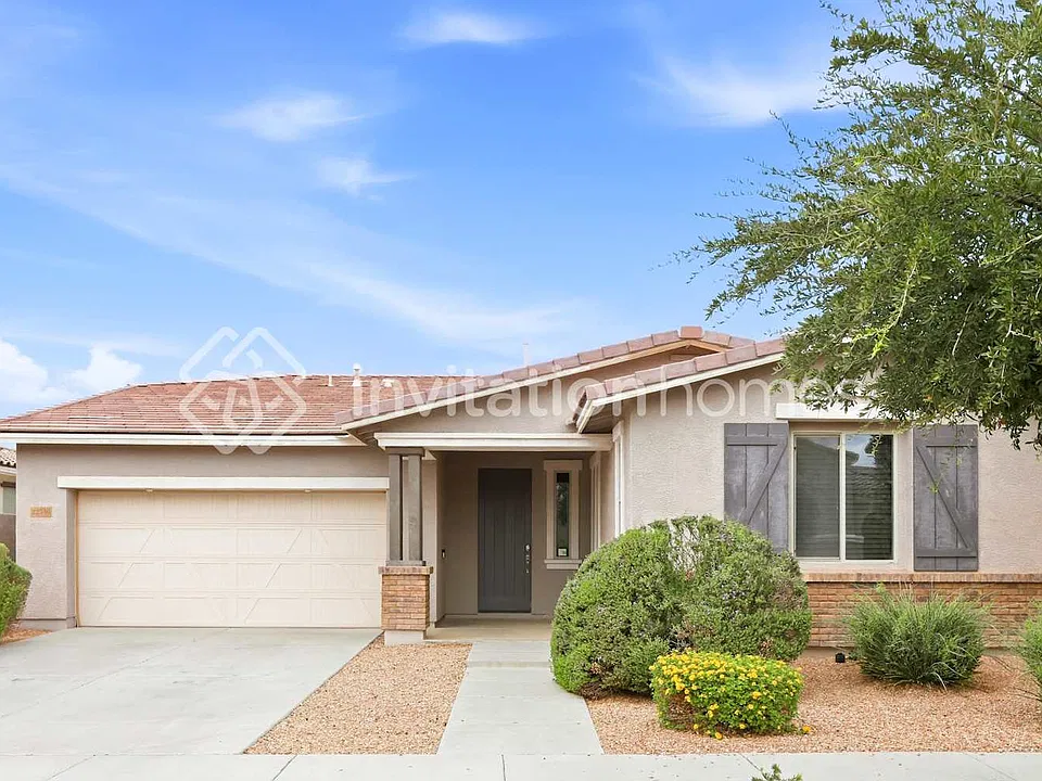 22546 E Tierra Grande