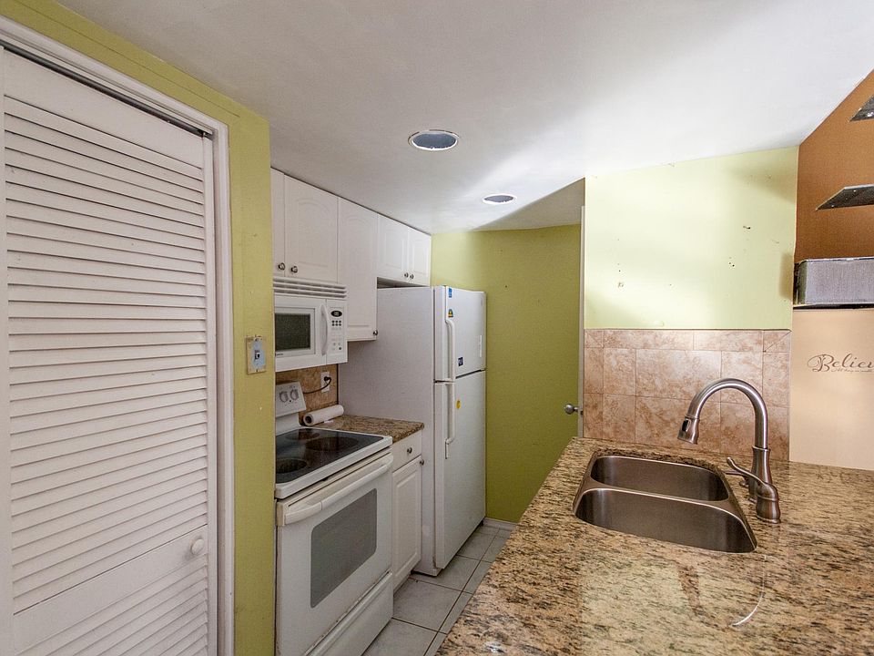Open kitchen, stone counter