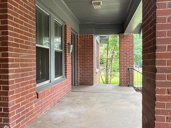 4th image of 1516 Garland Ave