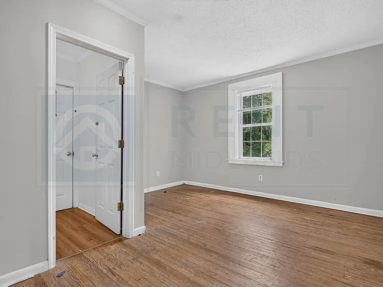 521 Georgia St — Photo 16