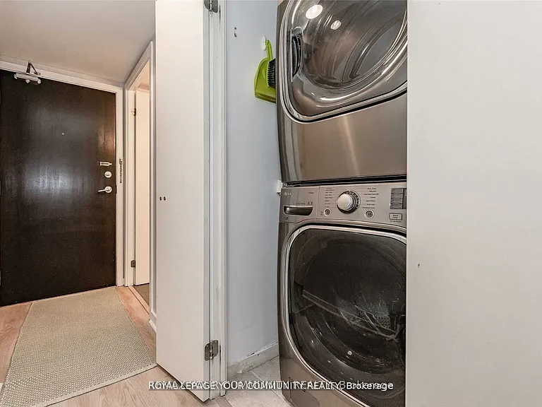 76 Shuter St #1307 — Photo 20