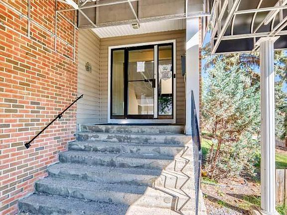 5th image of 7164 Parke Ave #104