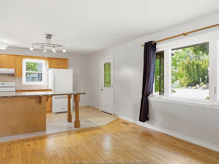 866 Francois Ct — Photo 9