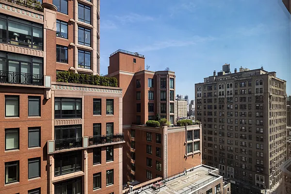 Rented by Douglas Elliman | media 4