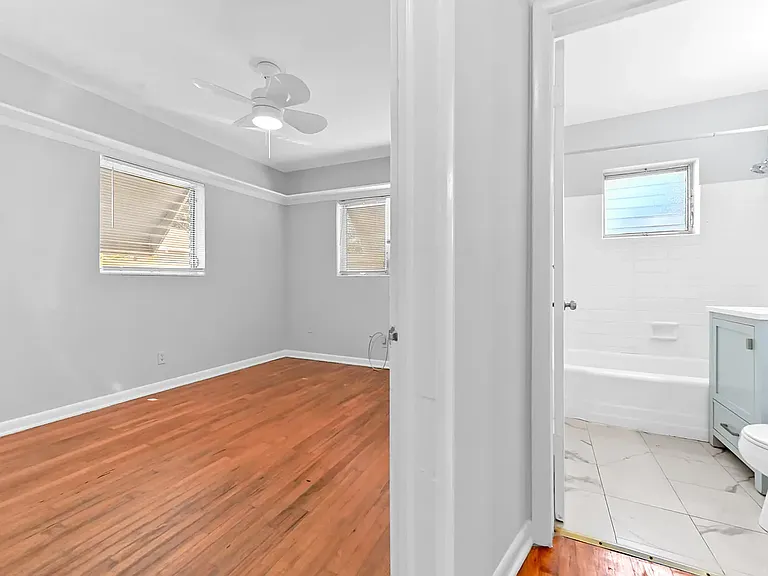 332 W Mango St #1 — Photo 15