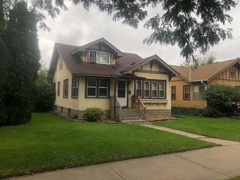 1st image of 2642 Queen Ave N