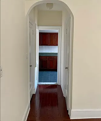 Rented by Compass | media 7