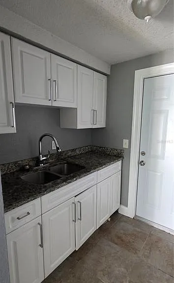 1308 E Yukon St #B — Photo 6