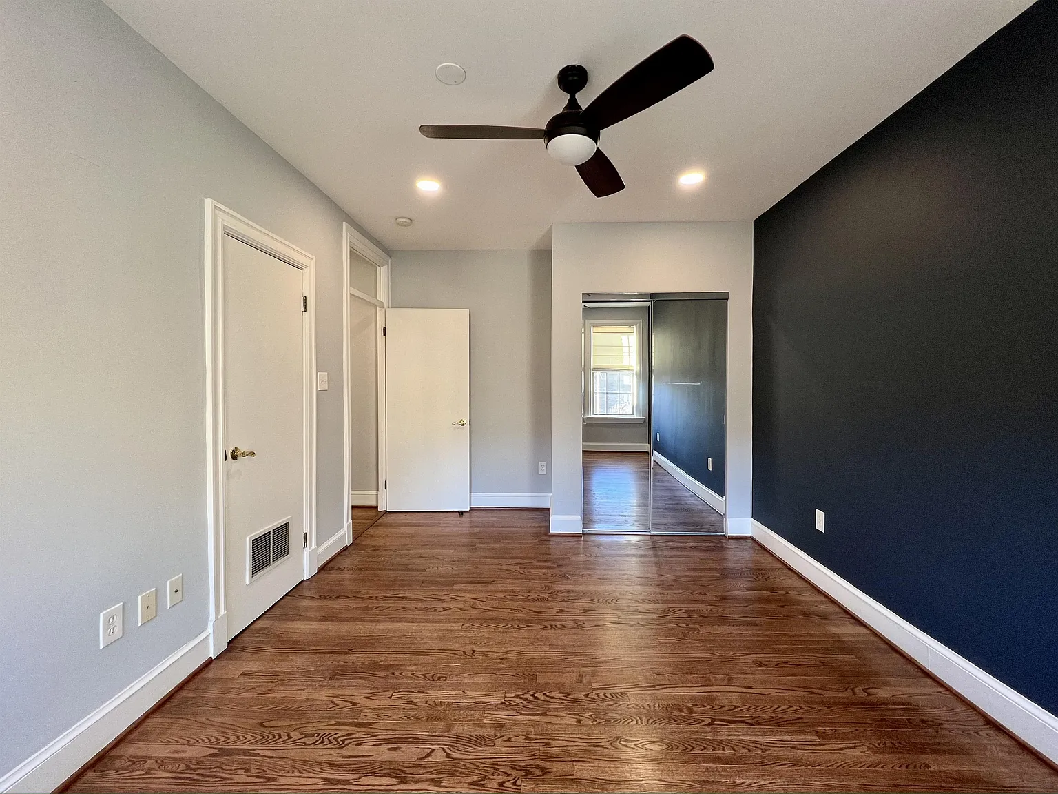 1401 Columbia Road Northwest - 402 — Photo 4