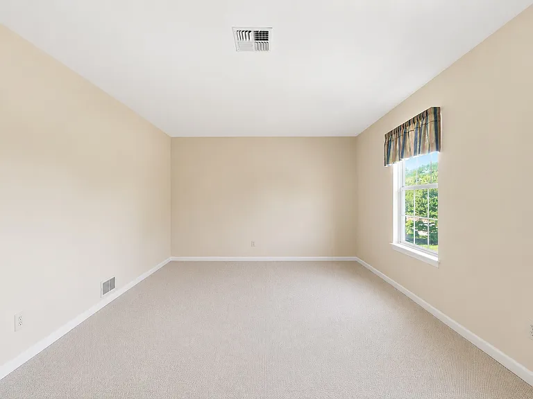 700 Bradford Ter #1 — Photo 15