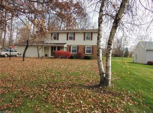 6147 Westington Dr, Canfield, OH 44406