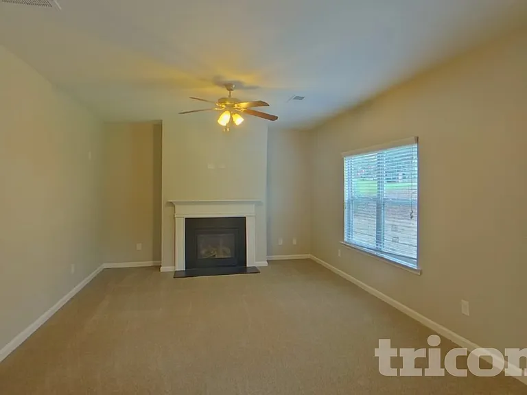 5702 Pahaska Ct — Photo 2