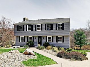 3884 Dolphin Dr, Allison Park, PA 15101