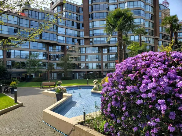 1470 Pennyfarthing Dr #103, Vancouver, BC V6J 4Y2