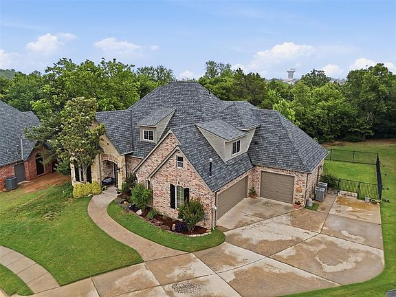 3rd image of 4100 Ruffin Cir