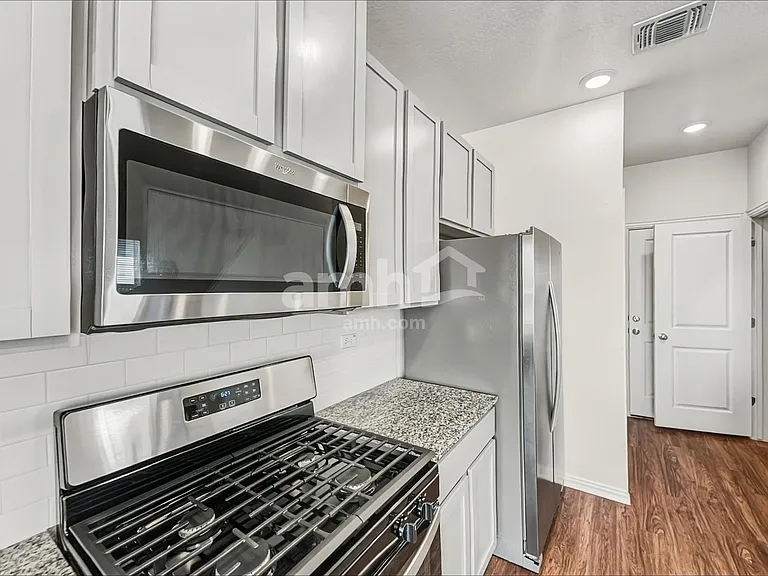 384 Aspen Waters — Photo 3