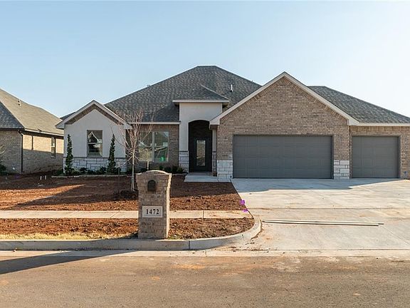 3rd image of 1472 Hickory Trl
