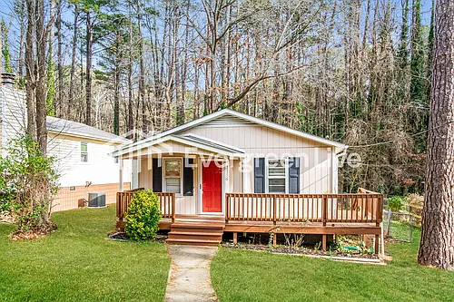 2716 Shaftsbury St Photo 1