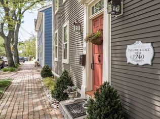 52 N Main St, Ipswich, MA 01938