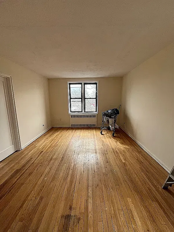 3420 Avenue H — Photo 1