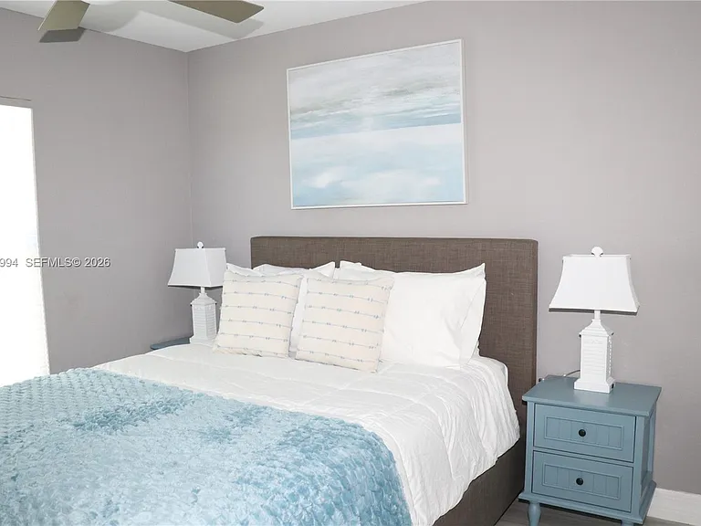 4407 SW 16th Ln — Photo 7