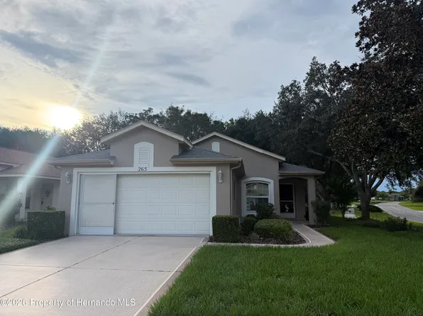 265 Center Oak Cir, Spring Hill, FL 34609