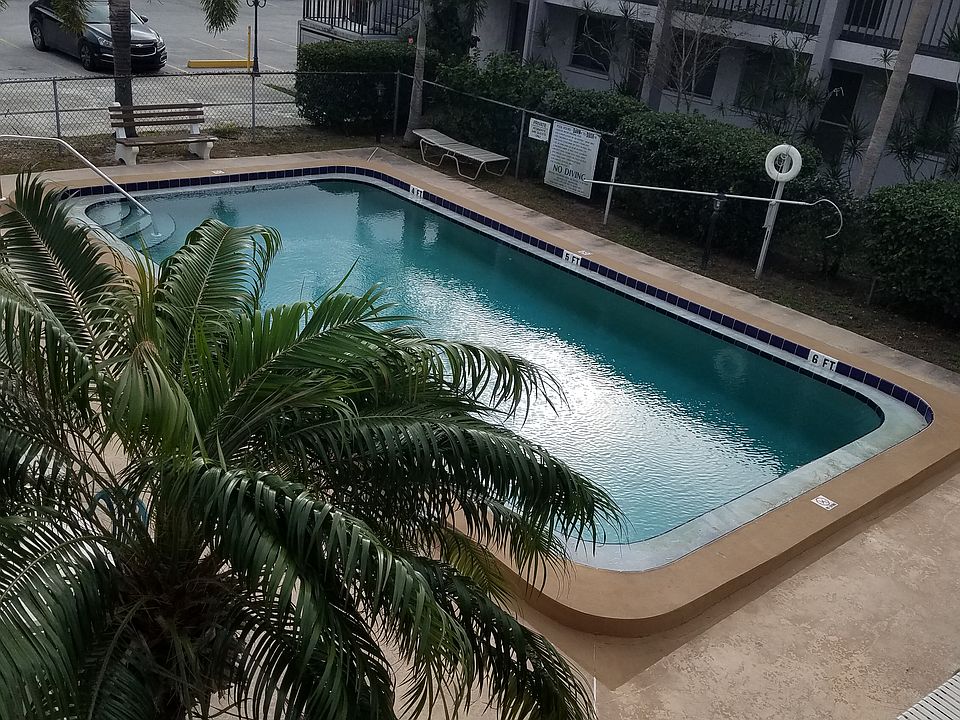 Pool area